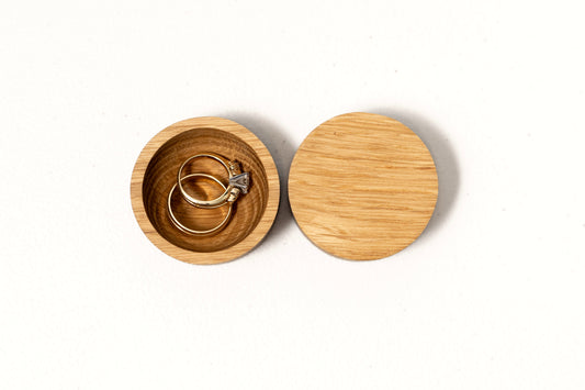 Handmade solid oak round ring box