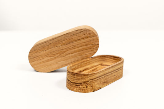 Handmade oak oval jewelry tray